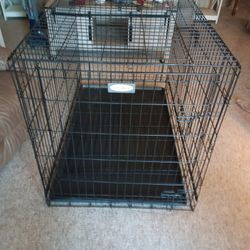 Like New Extra Large Dog Cage.