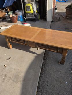 Thomasville coffee table
