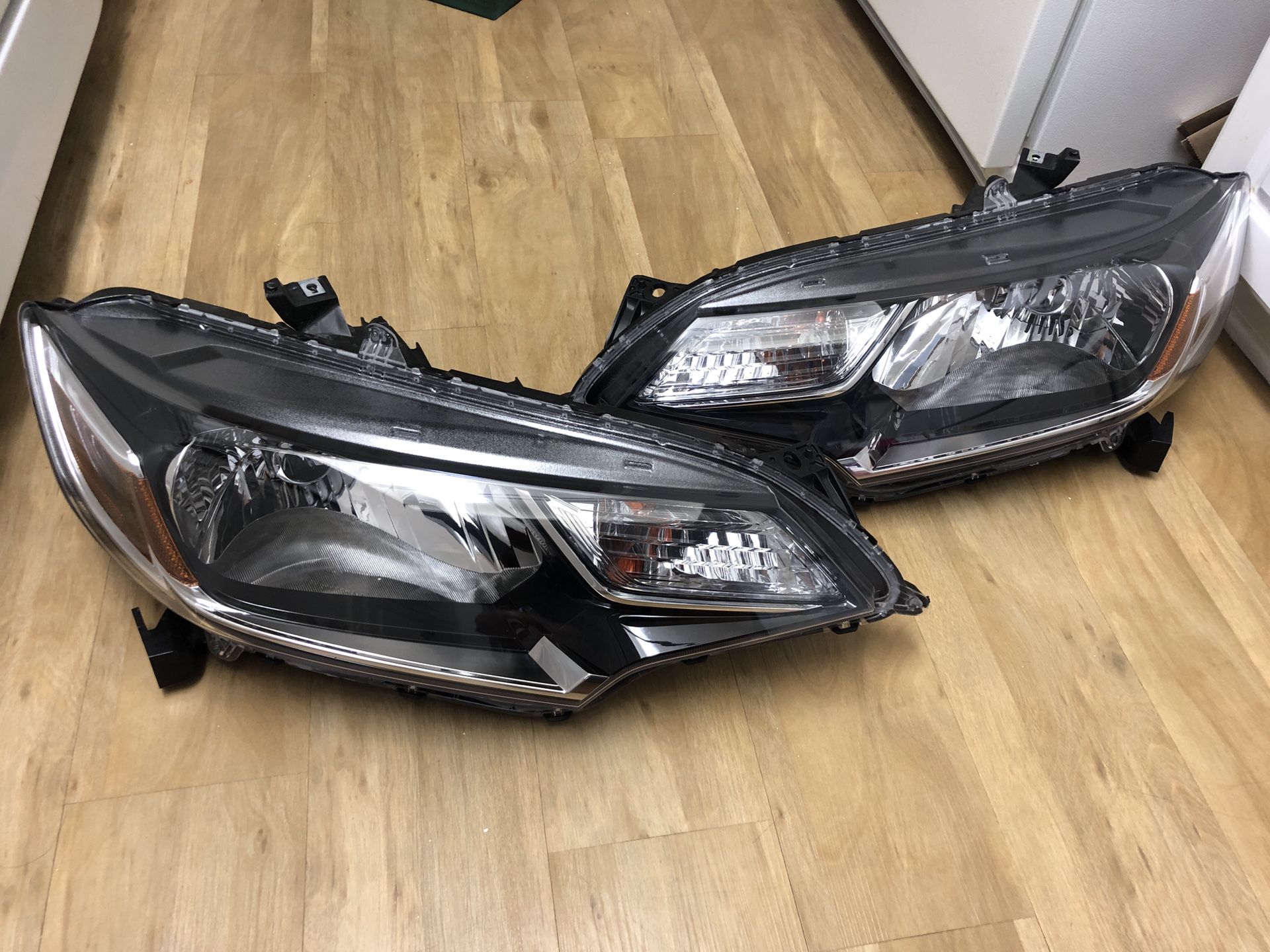 2019 Honda Fit Sport Headlights - OEM