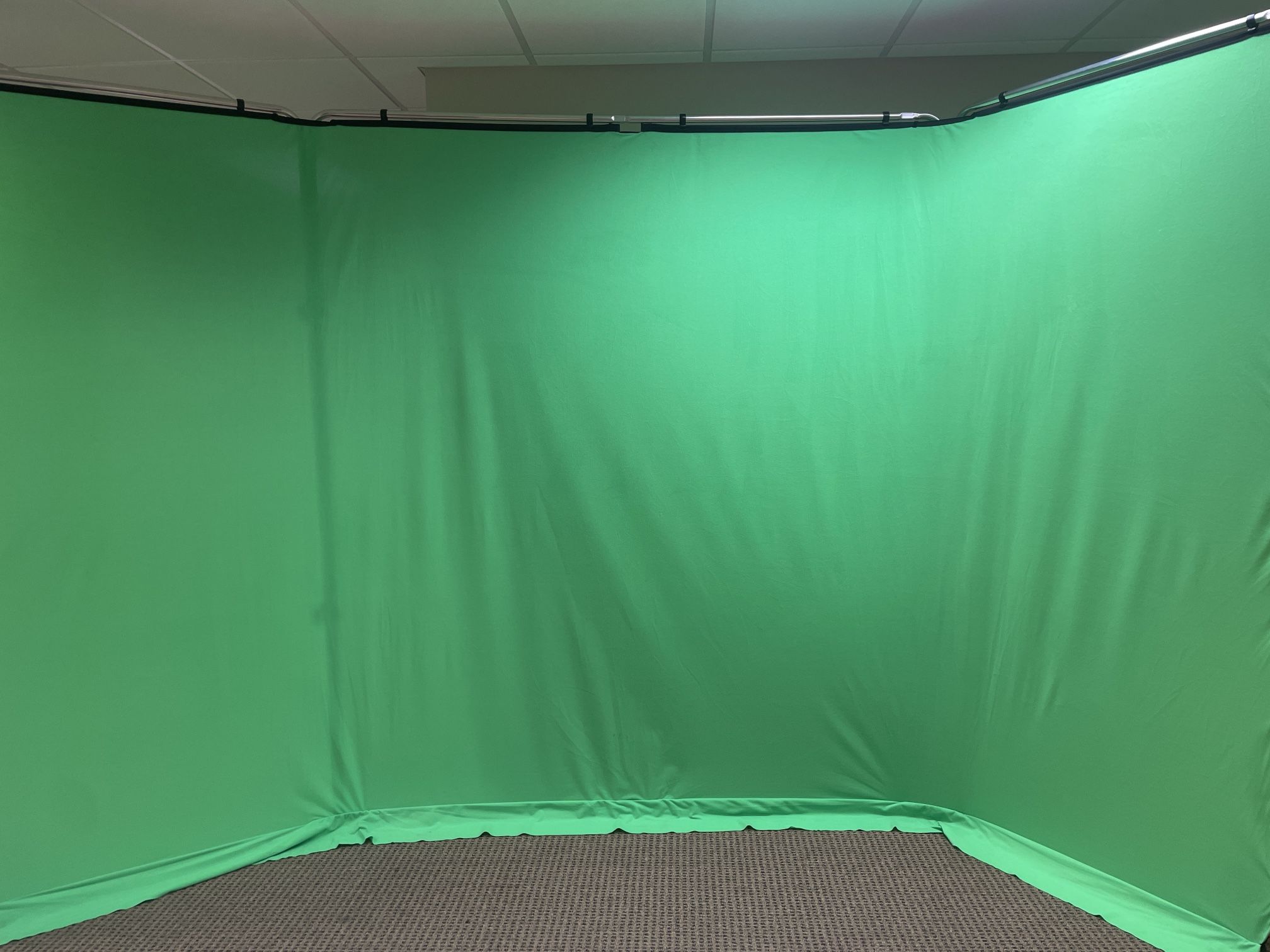 Panoramic Green Screen - 13’ Long