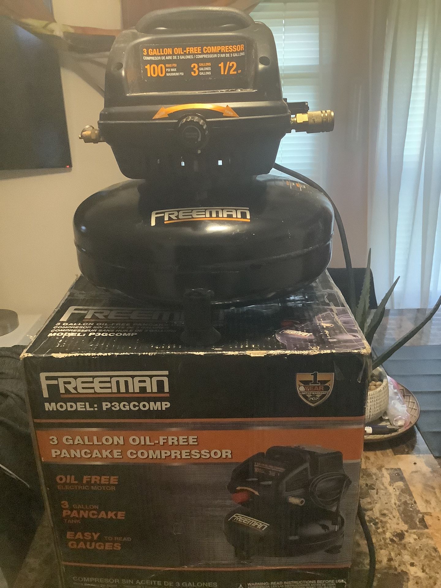 3 Gallons Oil - Free Compressor