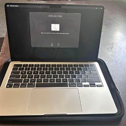 macbook m2