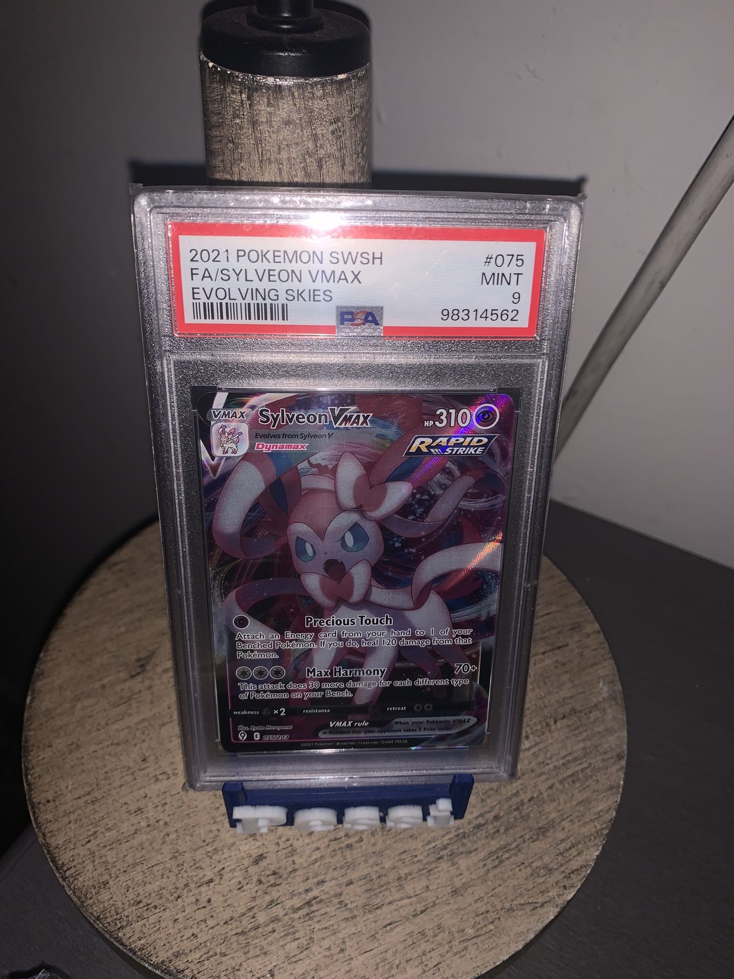 2021 Pokémon Sylveon Vmax Evolving Skies PSA 9