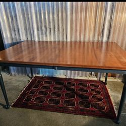 Shaker Style Solid Maple Kitchen Table with (4) Matching Chairs