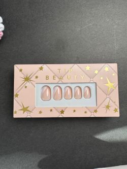 Tip Beauty Nude Press-On Nails Set