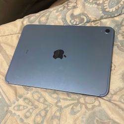 iPad 10th Gen Blue 