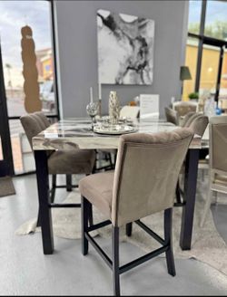 🇺🇸 ✨️ Dining Table Chair Sets! Furniture Sectionals, Queen Bedrooms Avail