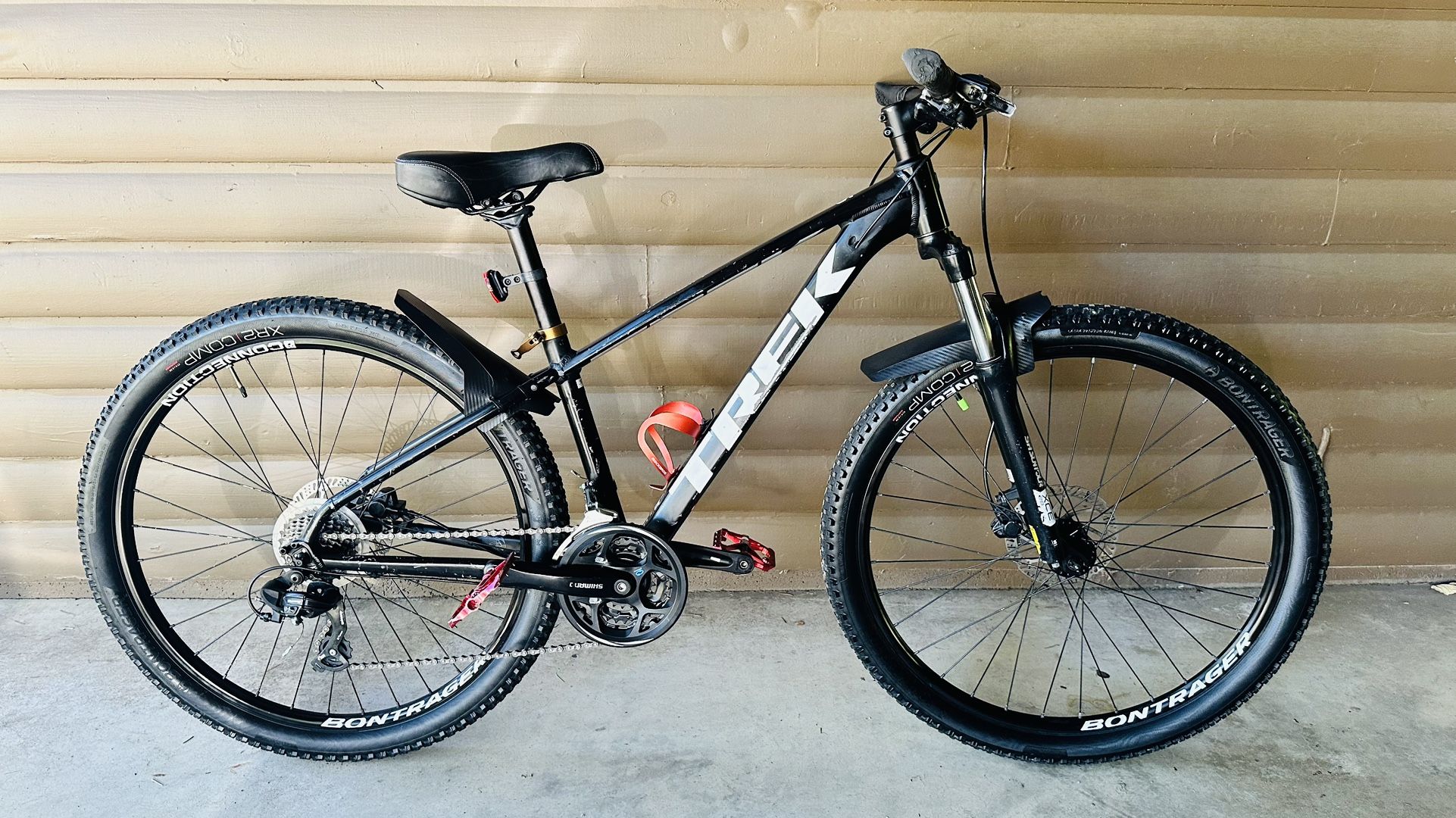 TREK Marlin 5 (Black)