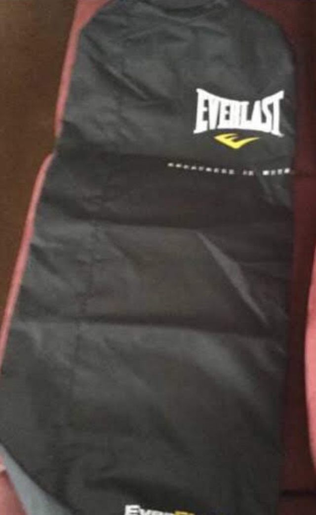 PUNCHING BAG COVER