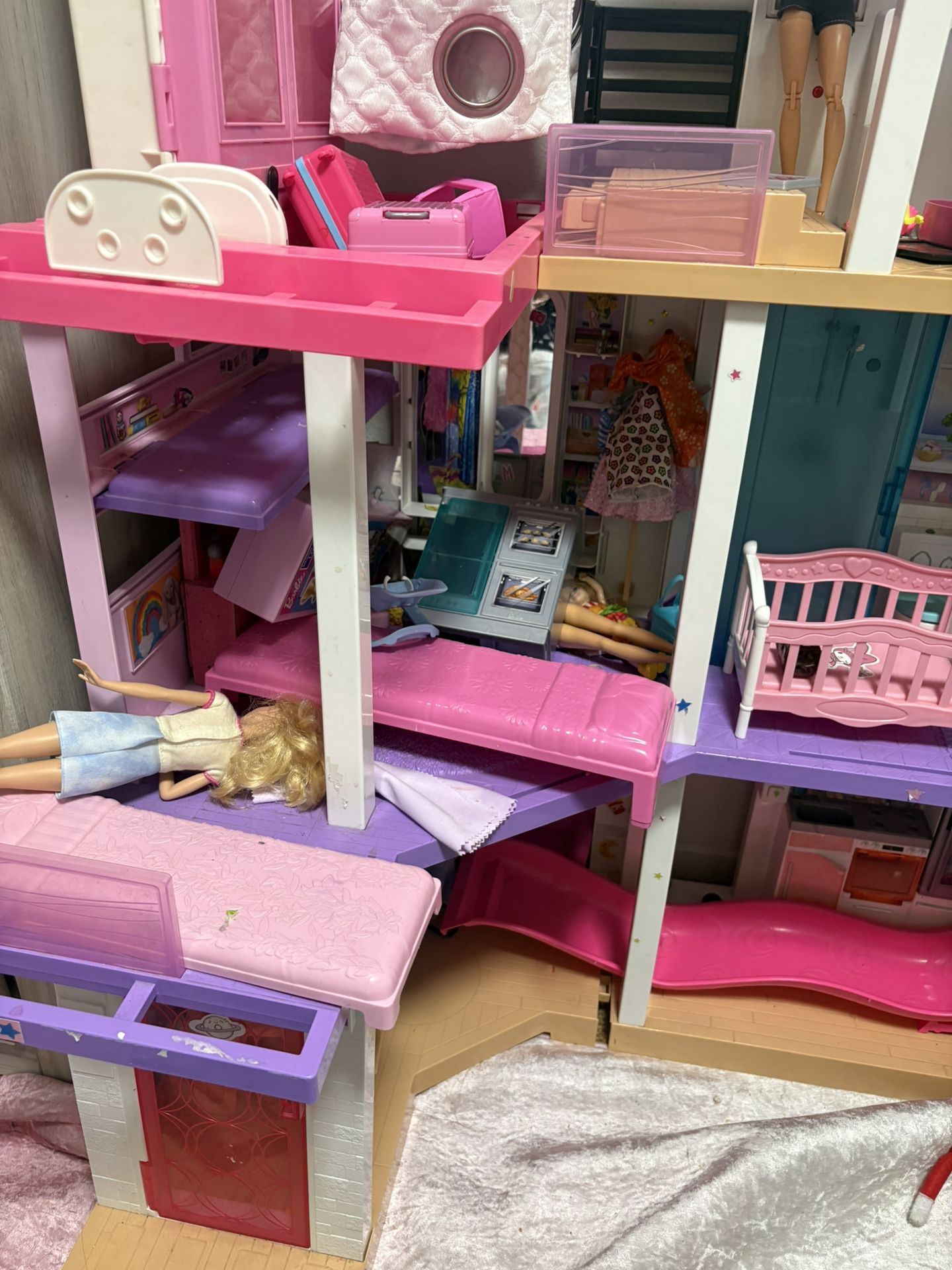 Barbie Dream House
