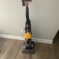 ✨ DYSON DC33 Animal + Turbo Brush – $250 (Cash Only) | Westfield, NJ