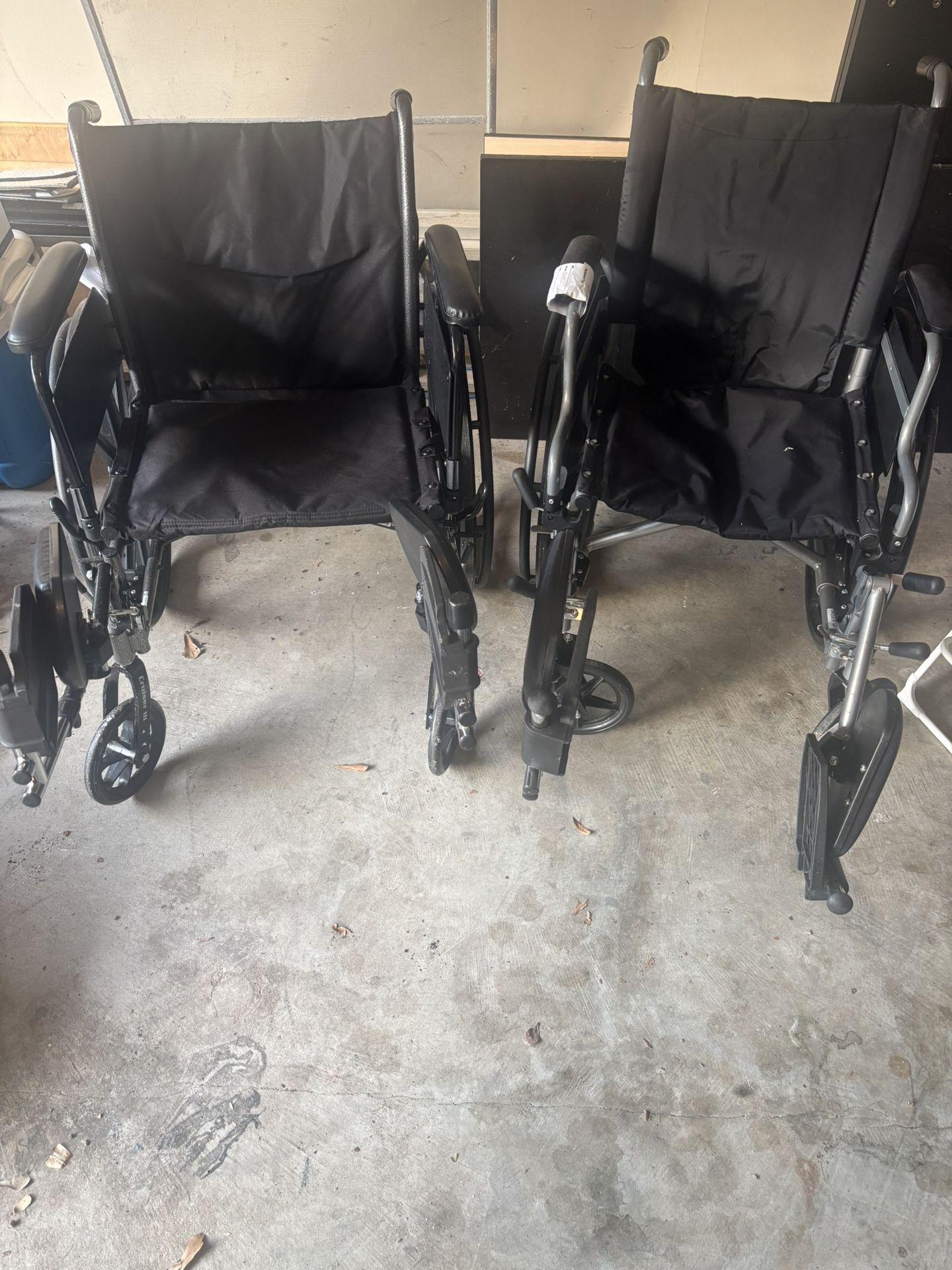 2 Wheelchairs 🦽