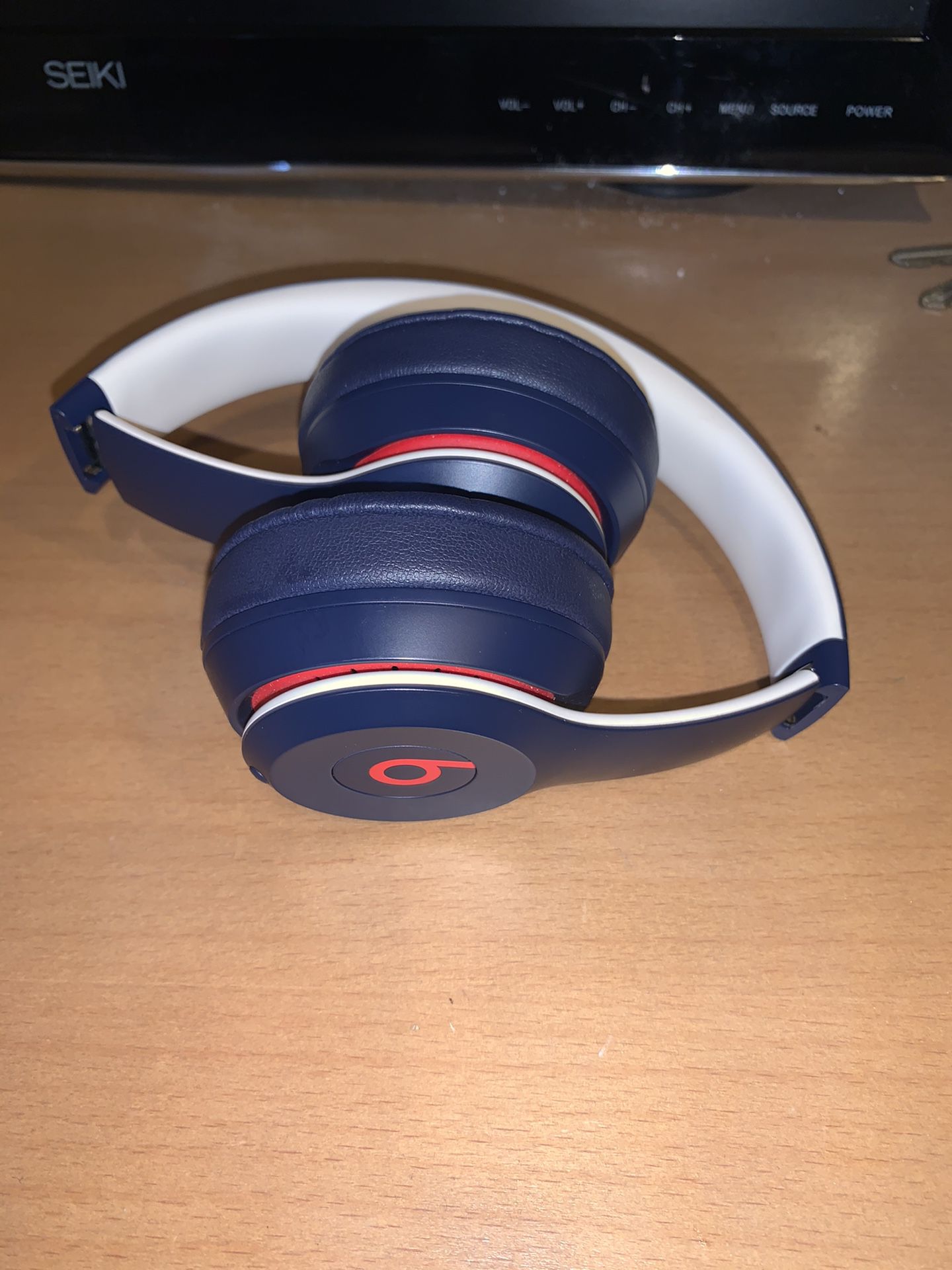 Beats Solo3 Wireless On-Ear Headphones - Club Navy