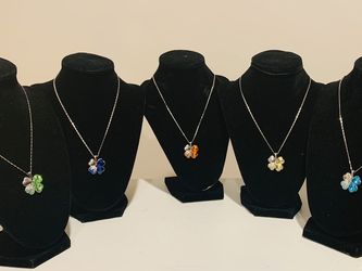 Never Used Lucky Shamrock Stainless Steel Necklace With Crystals