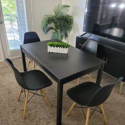 Black Table and 4 Chairs
