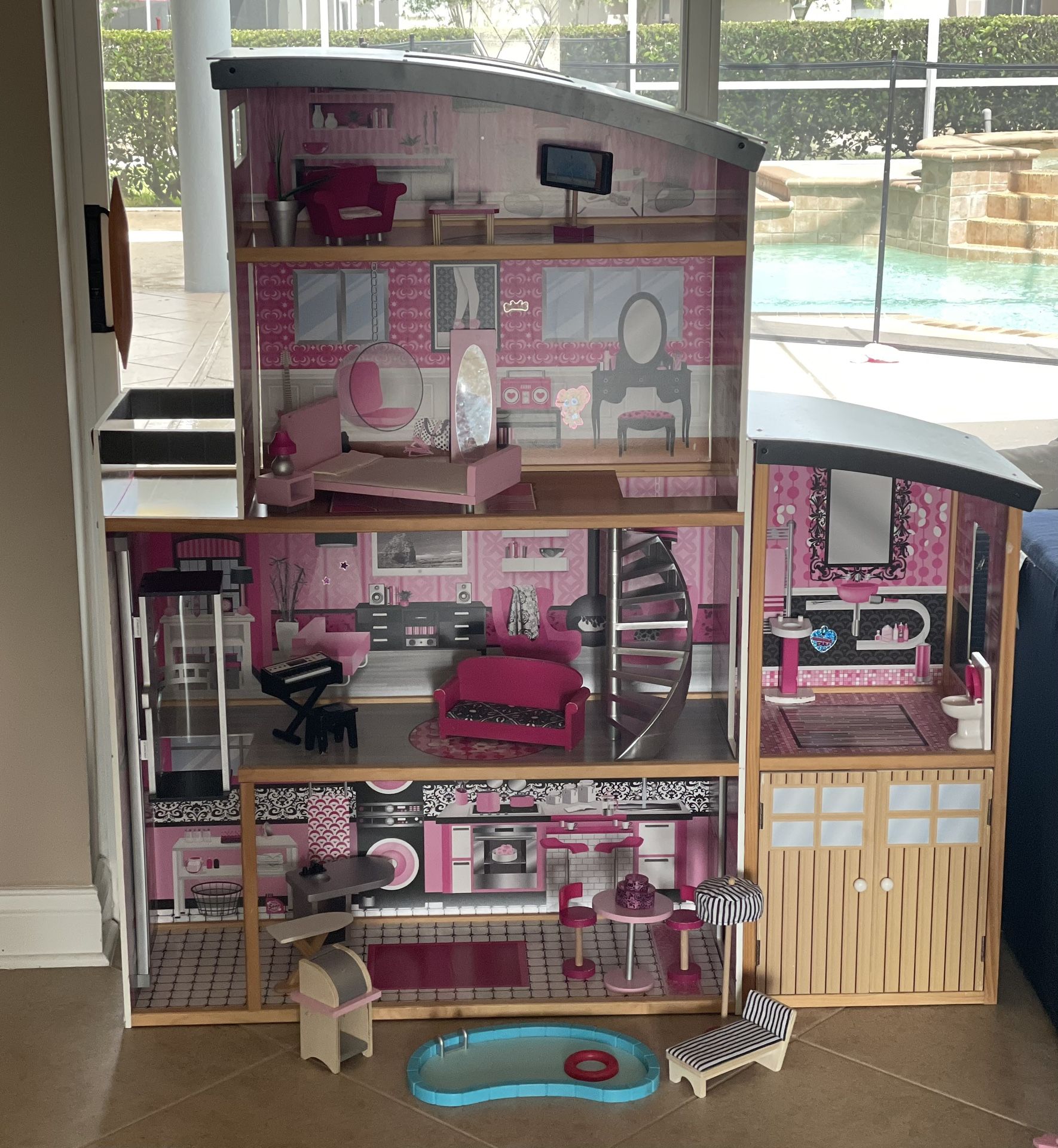 KidKraft Sparkle Mansion Dollhouse