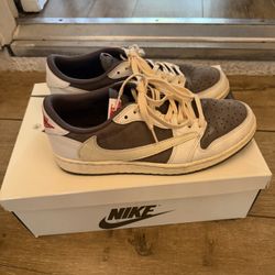Travis Scott Jordan 1 Lows