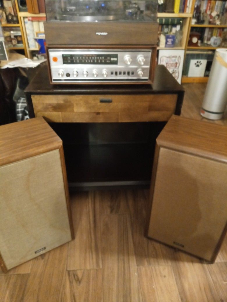 Pioneer Vintage Stereo System