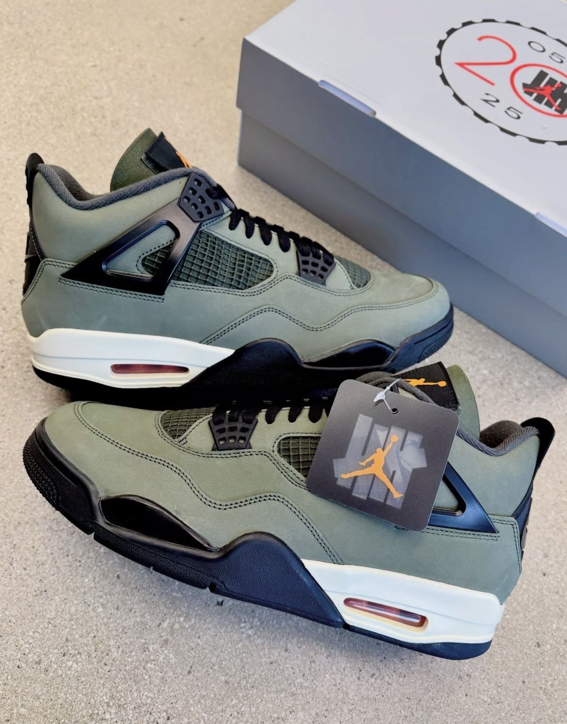 Jordan 4 Undefeated