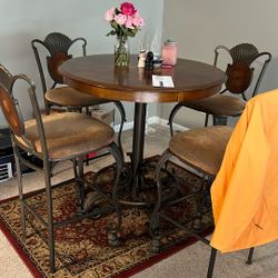 High top Table With 4 Chairs