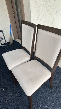 Dining table chairs