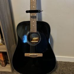 Mitchell Acoustic Guitar W/ Stand