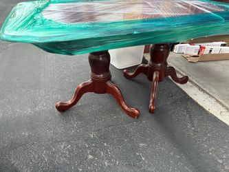 Large DINNING ROOM Table with DOUBLE PEDESTAL and Leaf