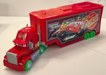Mattel Disney Pixar Cars Glow Racers Transforming Mack Playset 2-in-1