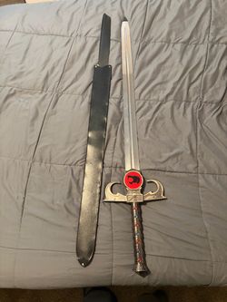 ThunderCats Sword of Omens Replica with Scabbard