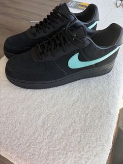 Nike Air Force Ones M12