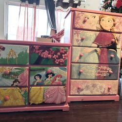 Kids Toy Storage , Furniture, Disney Dressers , Trundle , High Chair, Closet,Swing Set, LOL Doll House And More! Message Me For Prices  , And Details 