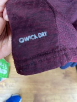 Burgundy Men’s Suare