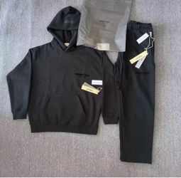Essentials Sets