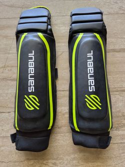 Sanabul: Shin Guards: Muay Thai Kickboxing MMA Black Yellow Protective Pads S/M