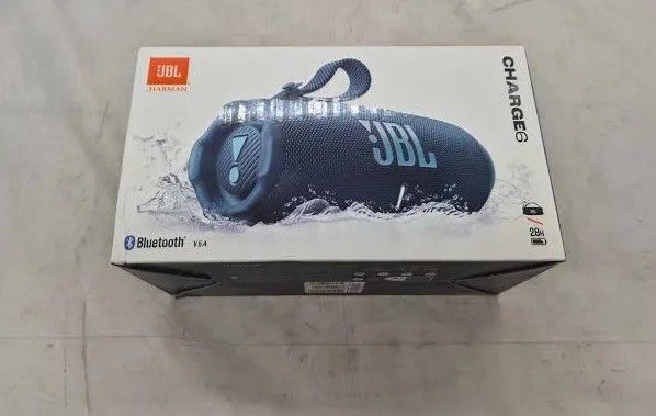 JBL Charge 6 Bluetooth Speaker