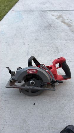Milwaukee Fuel Cordless 7 1/4 Circular Saw