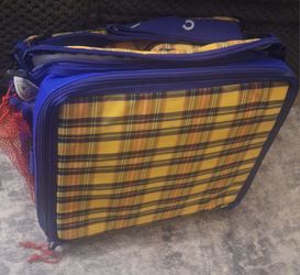 Americans studio. Cooler With Cutlery.