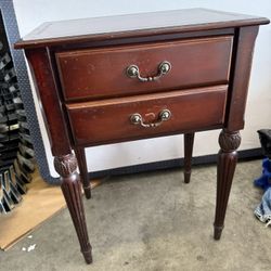 Classic Table 
