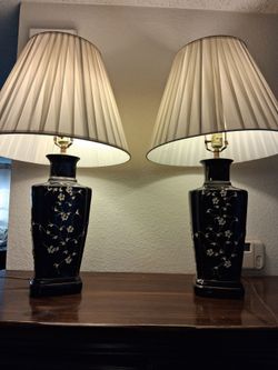 Pair of Vjntage Navy Blue Chinoiserie Ceramic Lamps