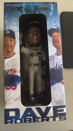 Dave Robert bobblehead