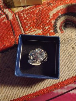 Stunning Design Large Round Cut Engagement Ring 💍,Size 5.