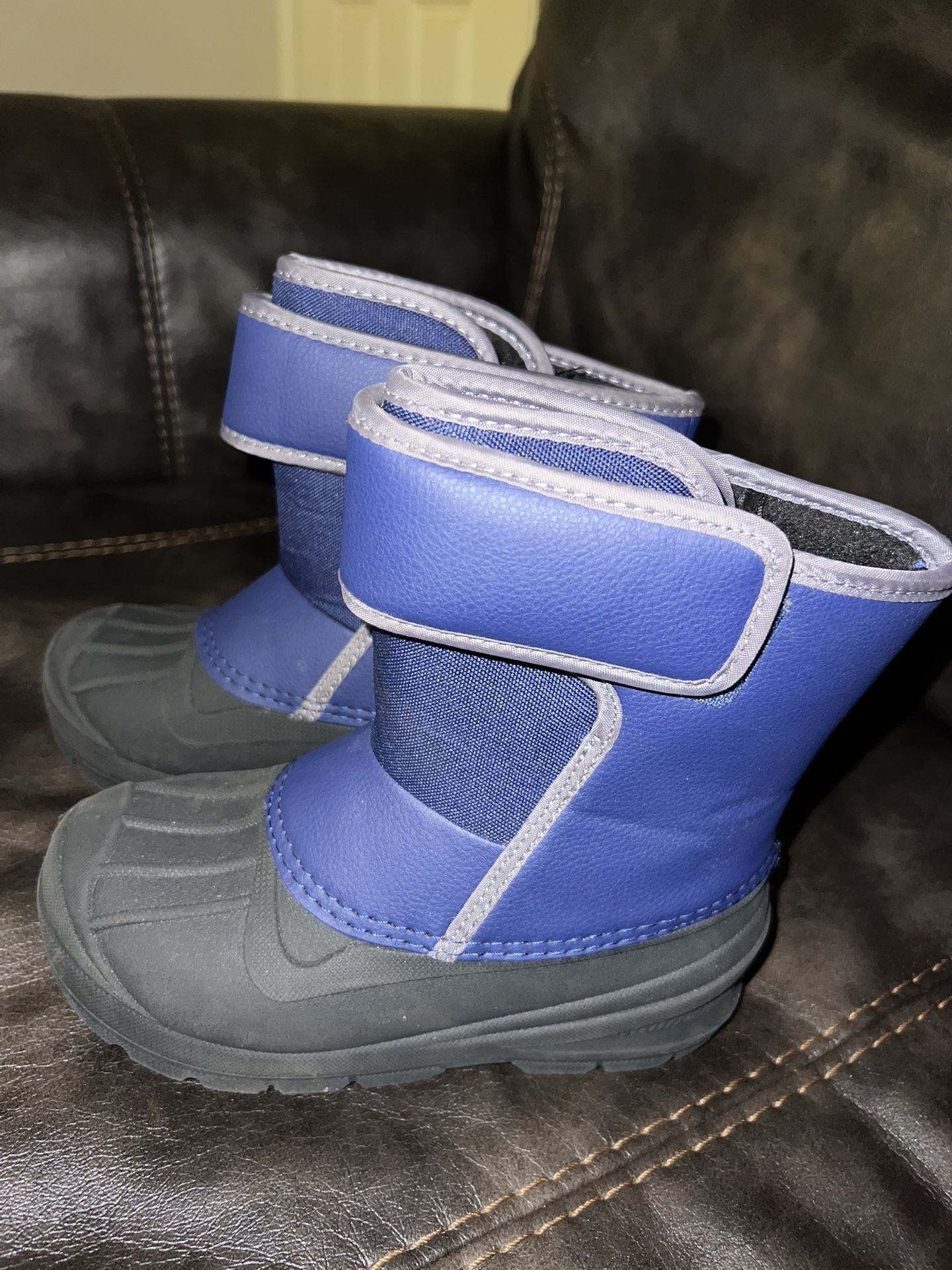 Cat & Jack Snow Boots Size 13 Like New