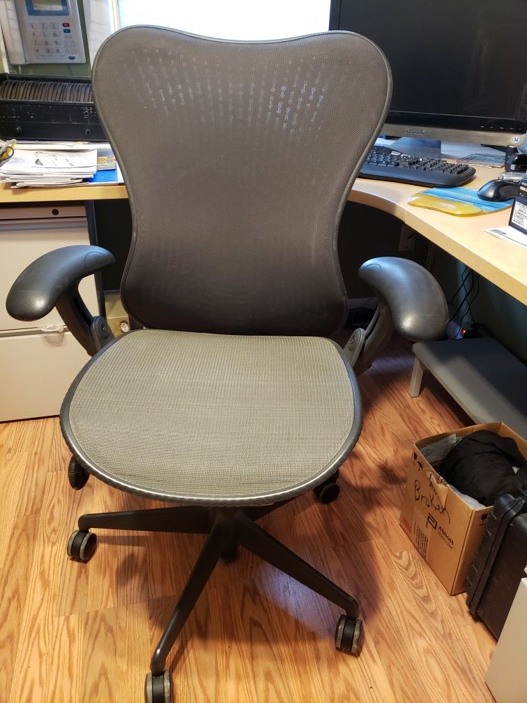 Herman Miller mirra chair