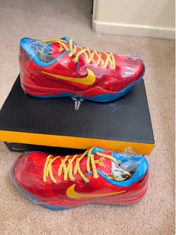 NIKE KOBE Bryant 8 SYSTEM YOTH YEAR OF THE HORSE Mens 9.5 MAMBA KB 24 639654-674