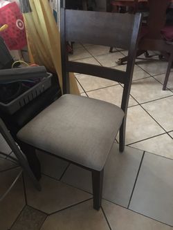 One Chair 