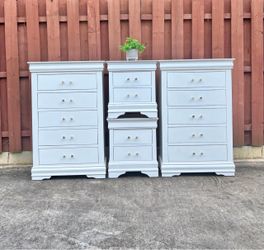 White Dresser & Nightstand Set - 5 Pieces