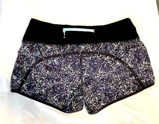 *EUC* Lululemon Run Times Shorts - Rocky Road Sand Dune Toothpaste - Wmns Size 6