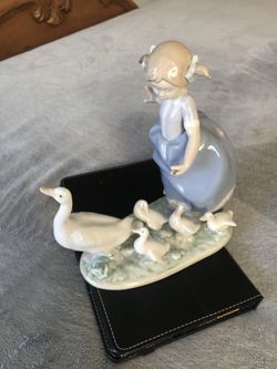 Lladro Girl With Geese