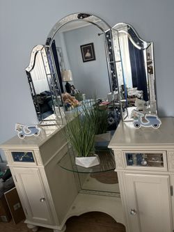 Dresser Antique Style