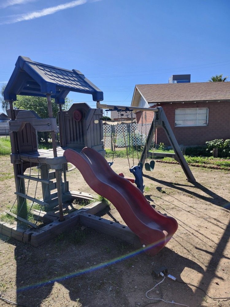 Playground - Slide Swing Set - Must disassemble & haul away